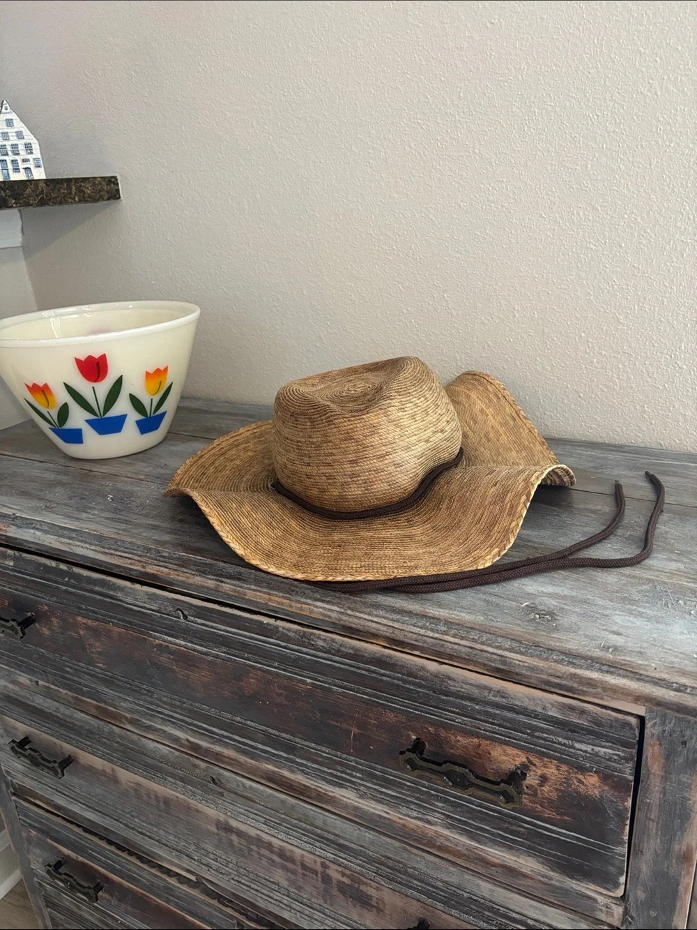 Tula hand-made palm fiber outback style hat Made in Mexico Austin Texas one size